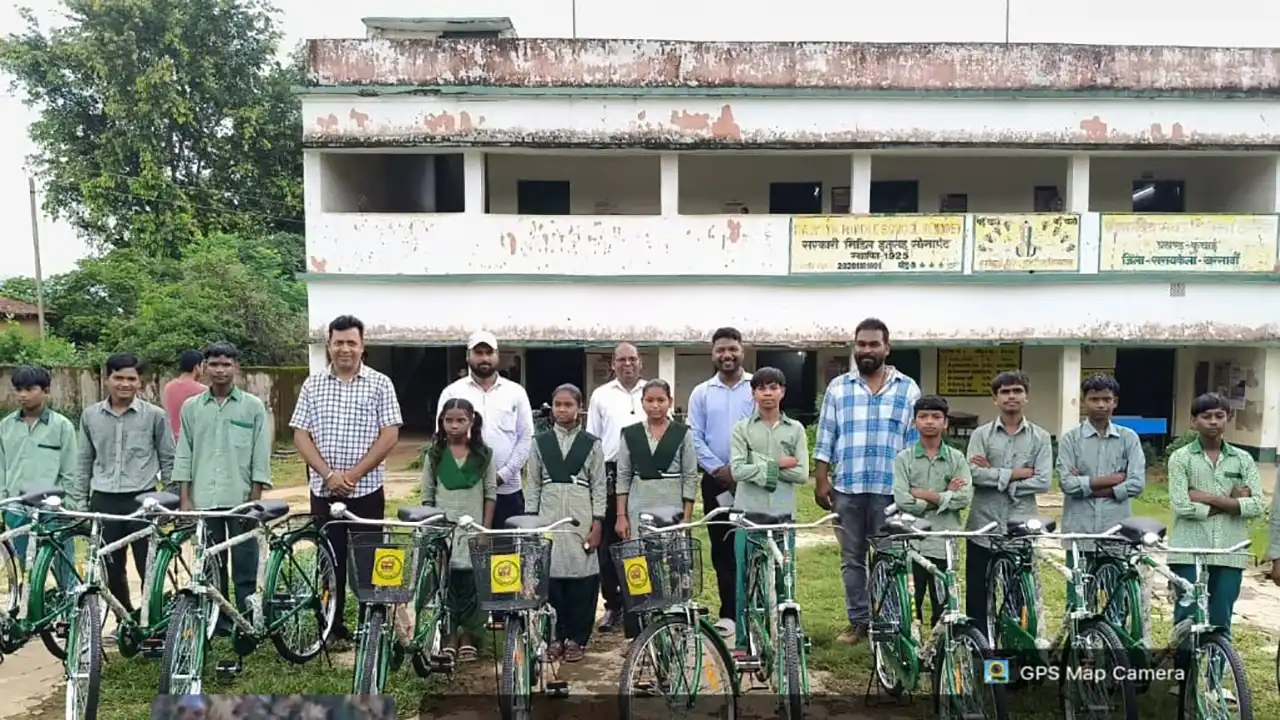 उन्नति का पहिया योजना साइकिल वितरण कुचाई