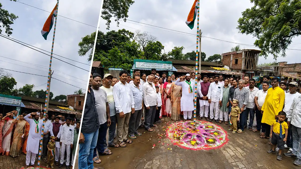 खरसावां झामुमो कार्यालय ध्वजारोहण