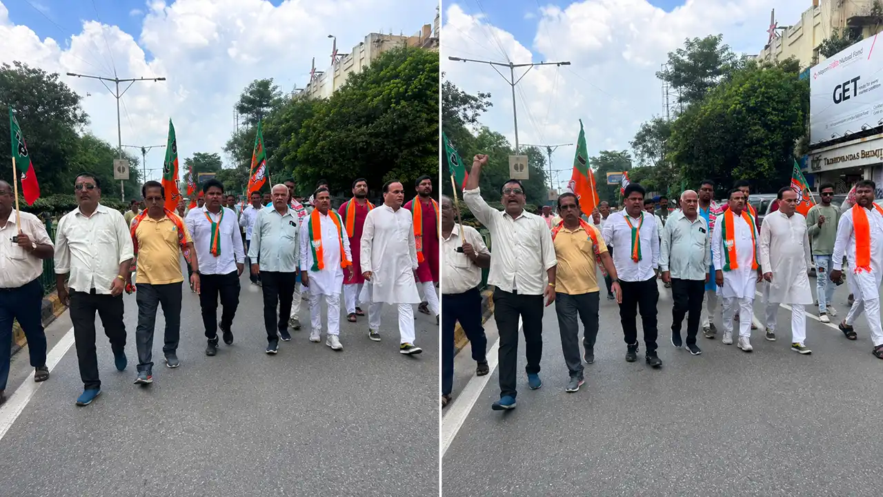 विद्यार्थियों के समर्थन में जमशेदपुर बंद