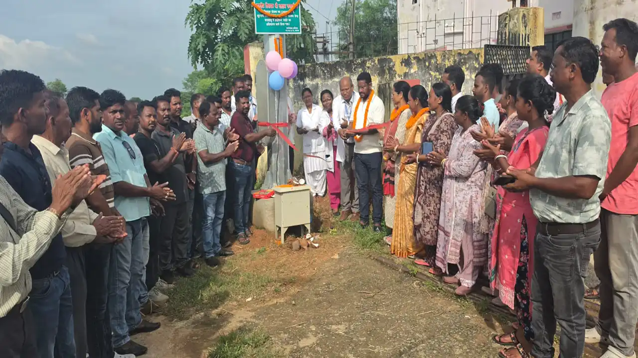 खुंटपानी CHC हाई मास्ट लाइट